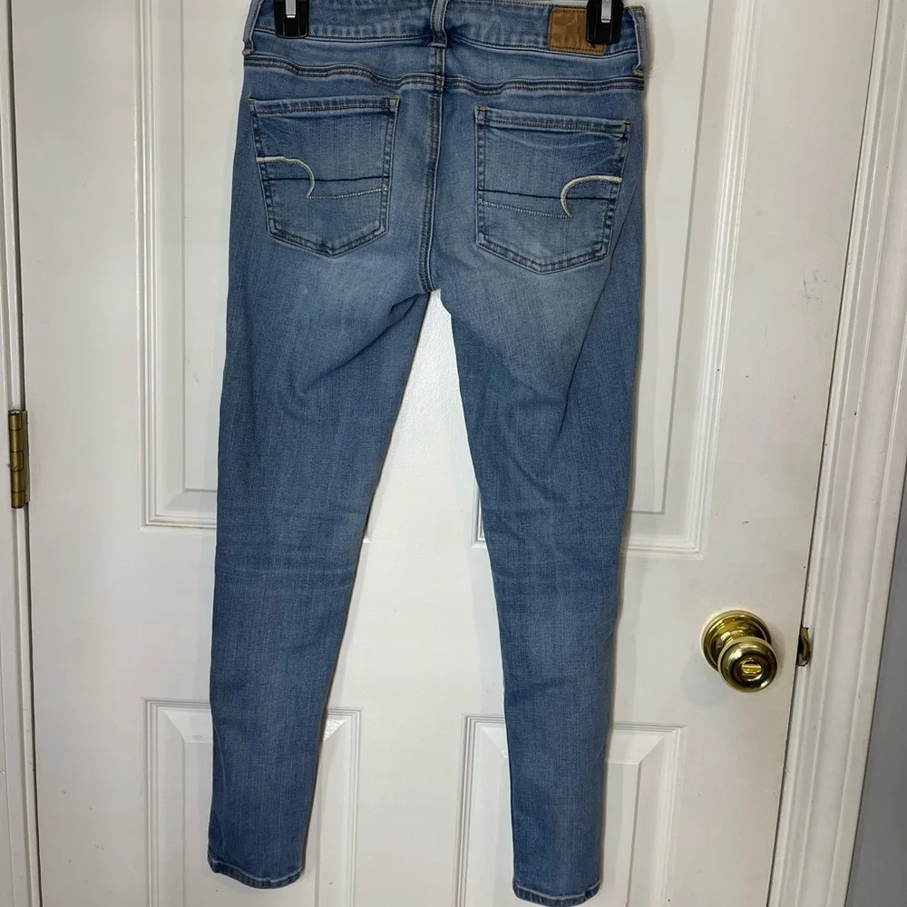 American Eagle Super Stretch Jegging Jeans- Size 2 Short - Picture 2 of 3